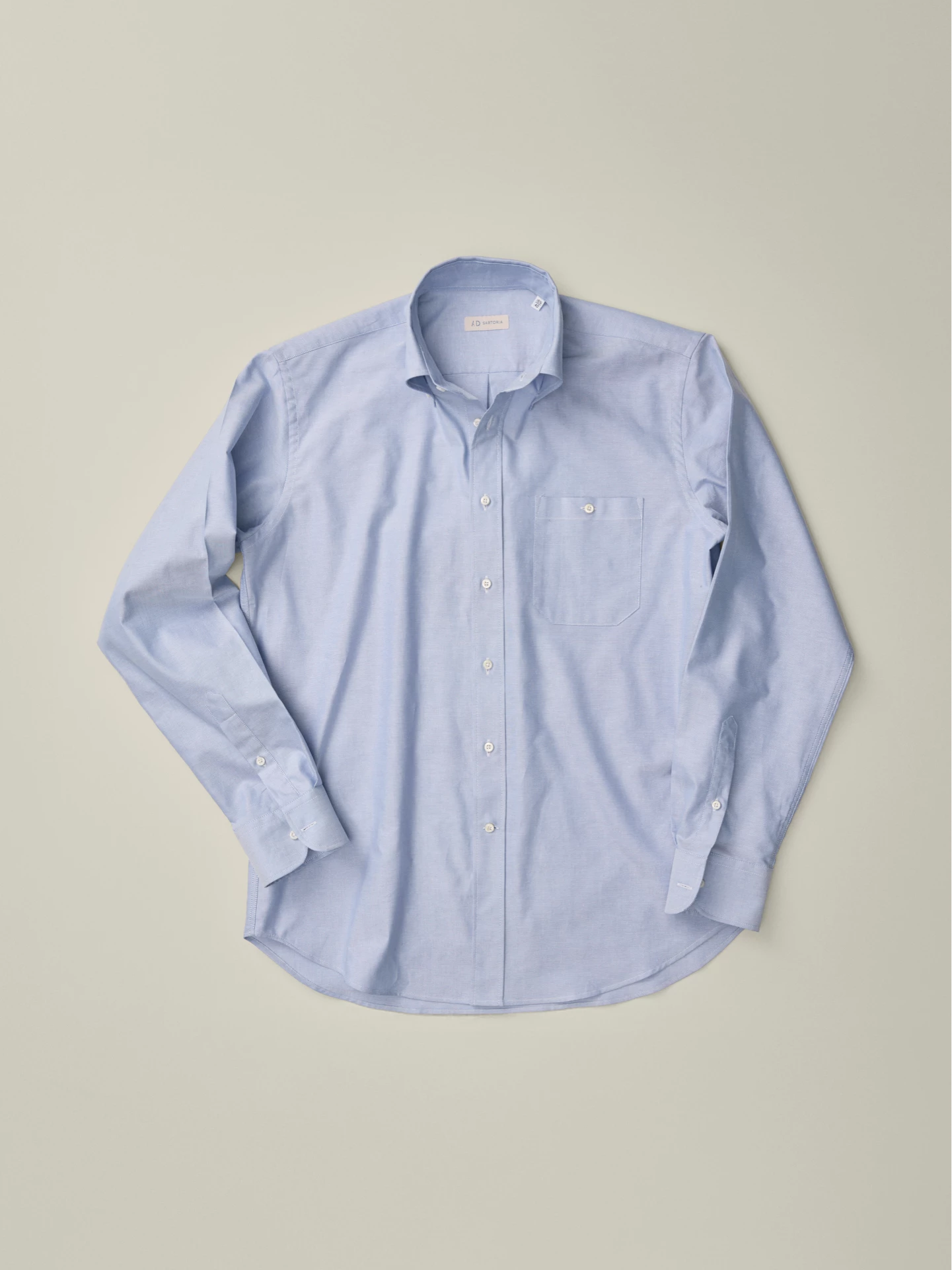 Light blue shirt with button-down collar in oxford fabric 