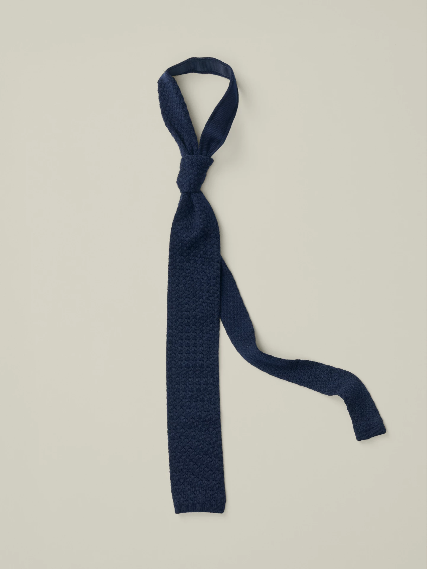 Navy Knitted wool tie 
